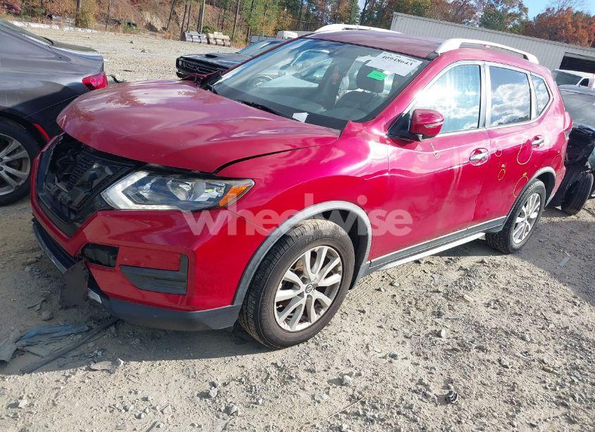 Photo 2 of 2017 Nissan Rogue SV (VIN JN8AT2MT6HW408351)