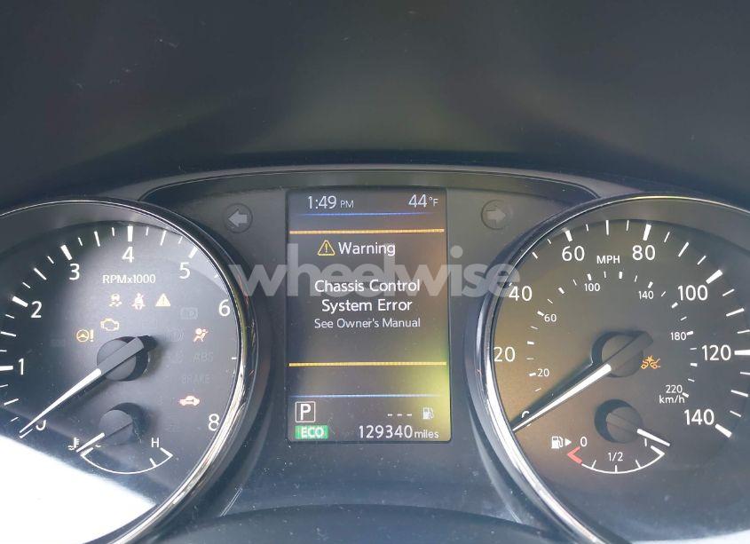 Photo 16 of 2018 Nissan Rogue SL (VIN JN8AT2MT6JW468040)