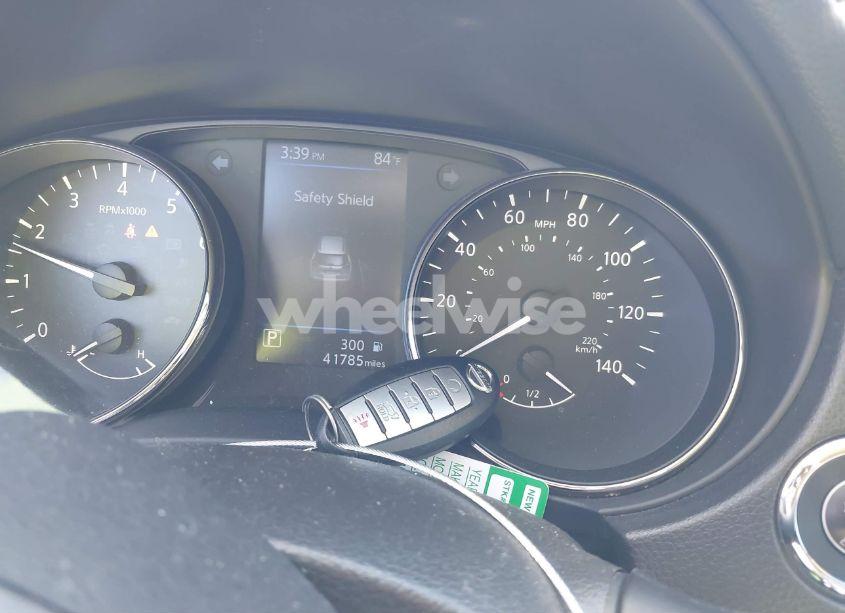 Photo 11 of 2018 Nissan Rogue SV (VIN JN8AT2MT6JW489101)