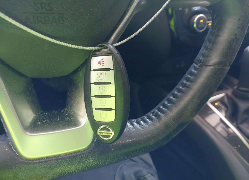 Photo 11 of 2018 Nissan Rogue SV (VIN JN8AT2MT6JW492533)