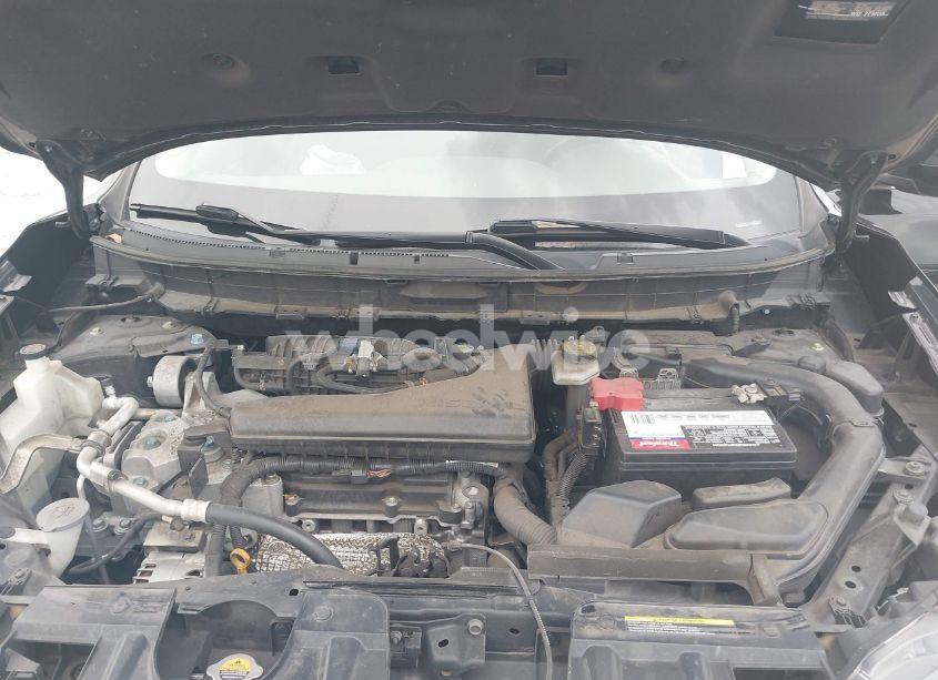 Photo 10 of 2019 Nissan Rogue SV (VIN JN8AT2MT6KW264968)