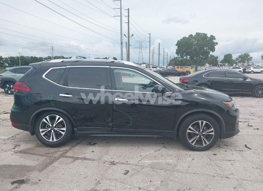 Photo 13 of 2019 Nissan Rogue SV (VIN JN8AT2MT6KW264968)