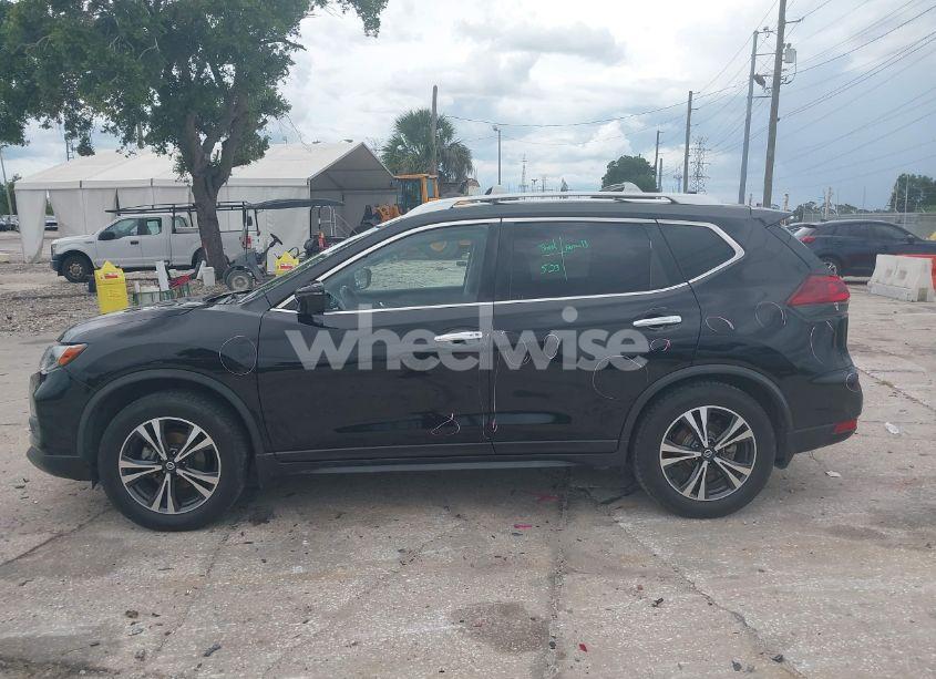 Photo 14 of 2019 Nissan Rogue SV (VIN JN8AT2MT6KW264968)