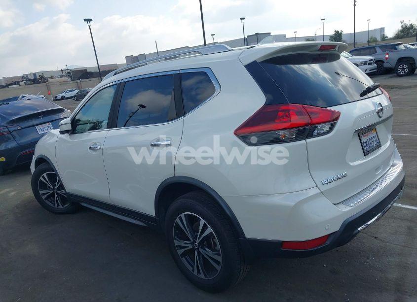 Photo 15 of 2019 Nissan Rogue SV (VIN JN8AT2MT6KW265473)