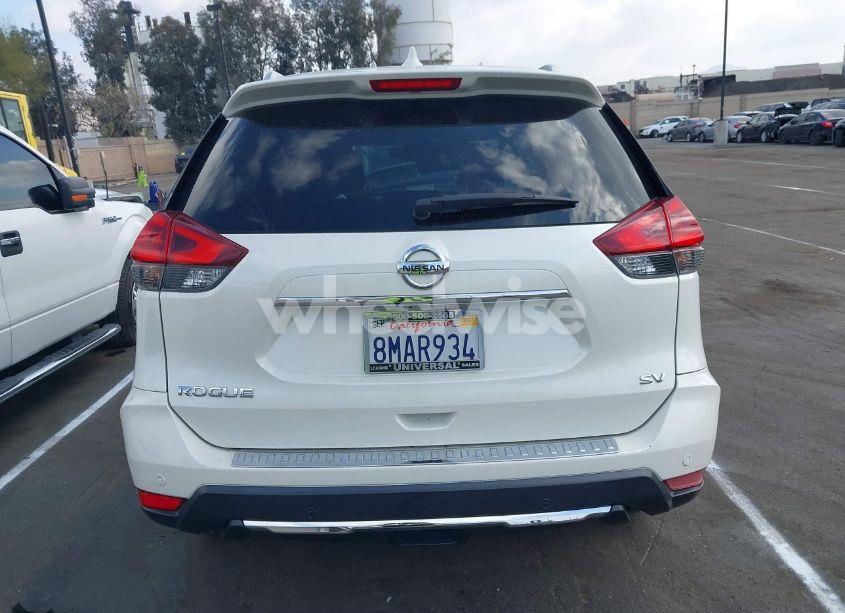 Photo 17 of 2019 Nissan Rogue SV (VIN JN8AT2MT6KW265473)