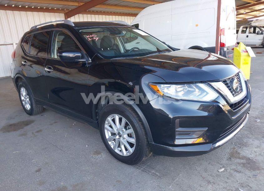 2020 Nissan Rogue SV FWD (VIN JN8AT2MT6LW000294) main photo