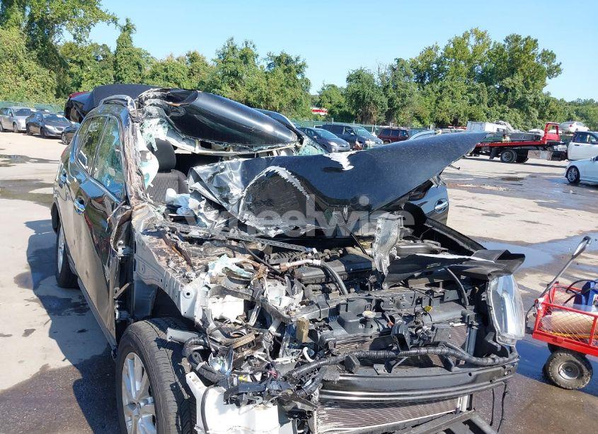 Photo 6 of 2020 Nissan Rogue SV FWD (VIN JN8AT2MT6LW043310)