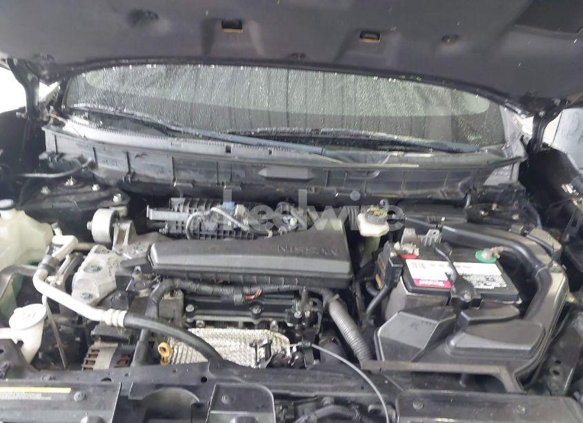 Photo 10 of 2016 Nissan Rogue S (VIN JN8AT2MT7GW003727)