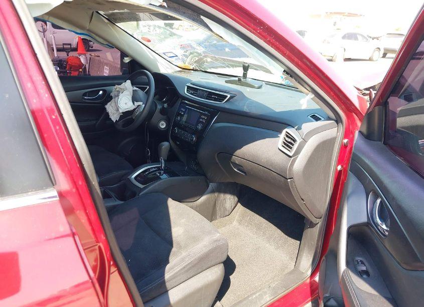 Photo 5 of 2016 Nissan Rogue S (VIN JN8AT2MT7GW013447)