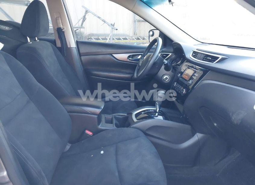 Photo 5 of 2016 Nissan Rogue S (VIN JN8AT2MT7GW016848)