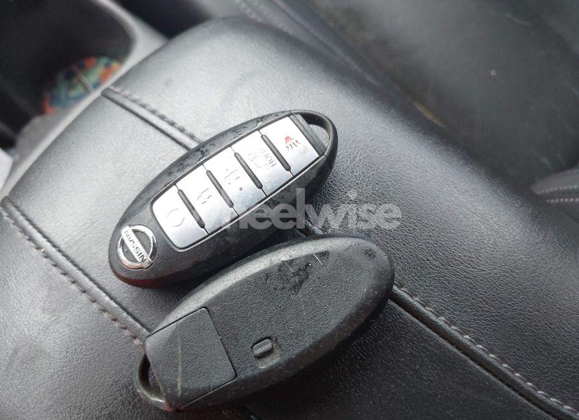 Photo 11 of 2017 Nissan Rogue SL (VIN JN8AT2MT7HW132455)