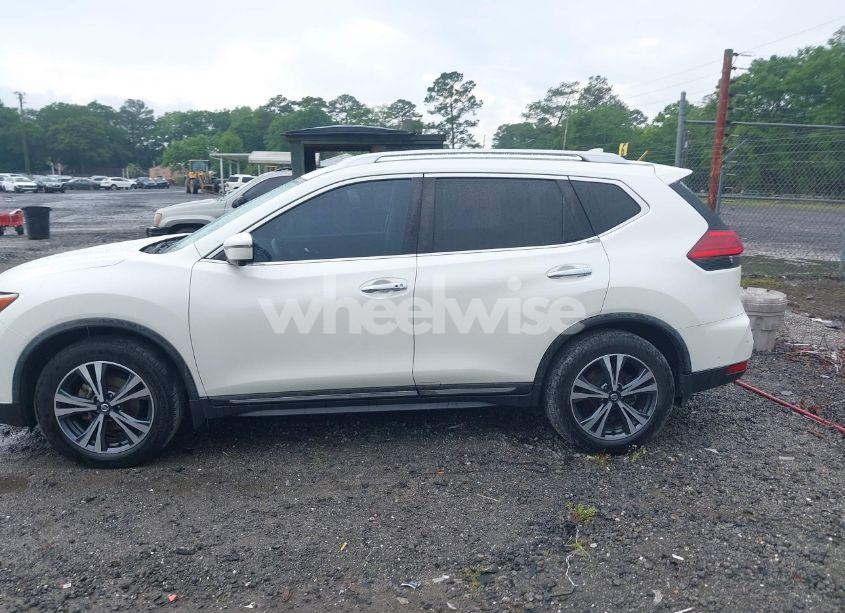 Photo 14 of 2017 Nissan Rogue SL (VIN JN8AT2MT7HW132455)