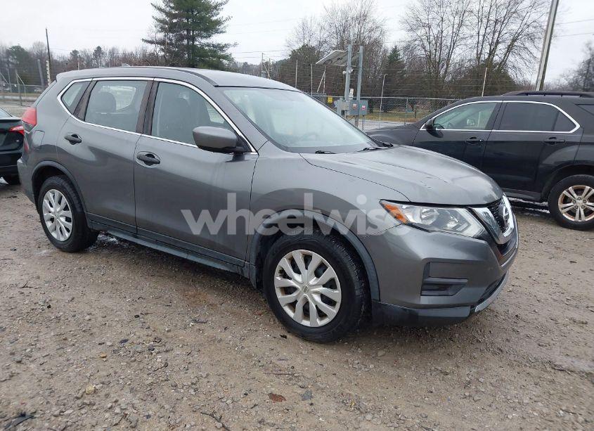 2017 Nissan Rogue S (VIN JN8AT2MT7HW134190) main photo