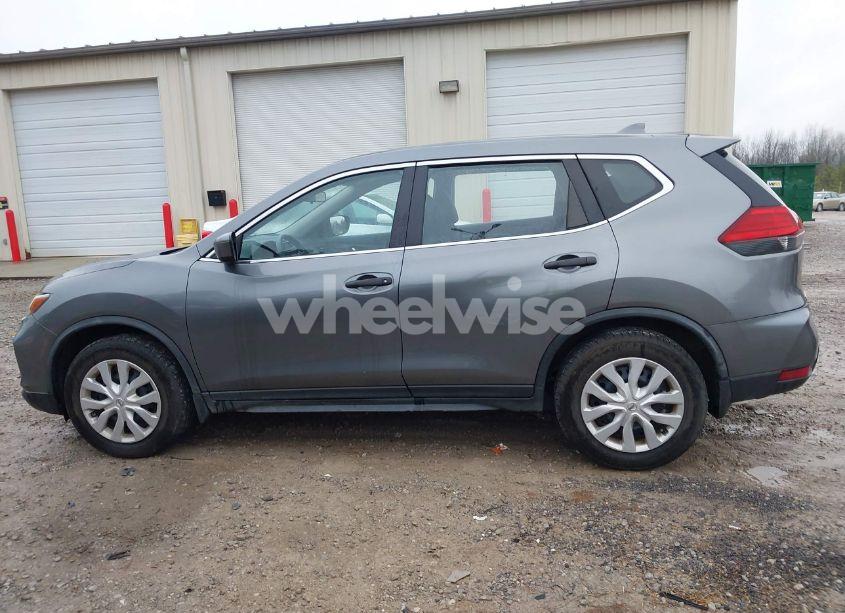 Photo 14 of 2017 Nissan Rogue S (VIN JN8AT2MT7HW134190)