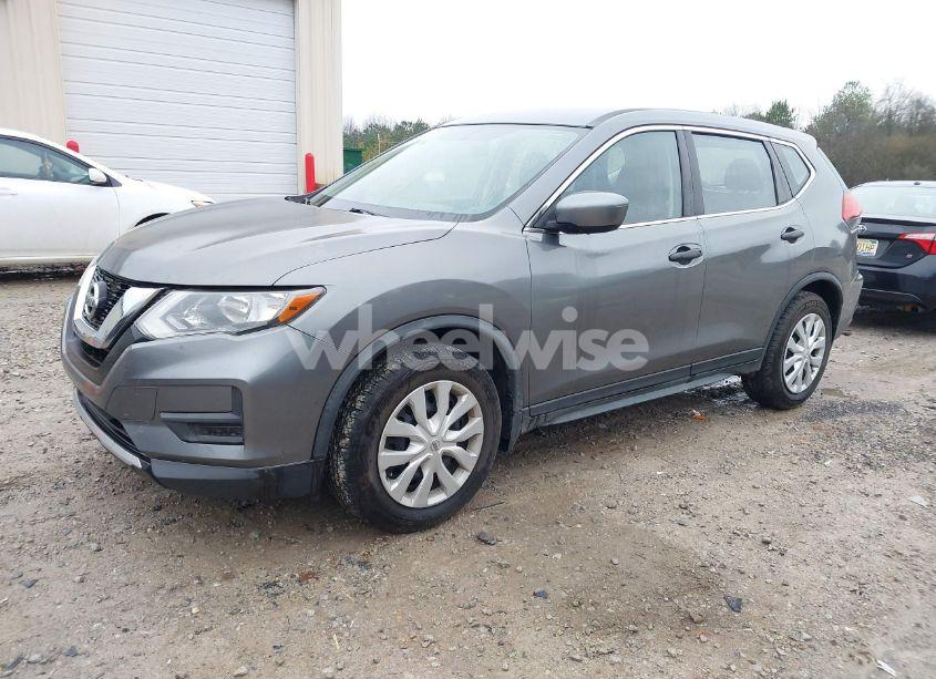 Photo 2 of 2017 Nissan Rogue S (VIN JN8AT2MT7HW134190)