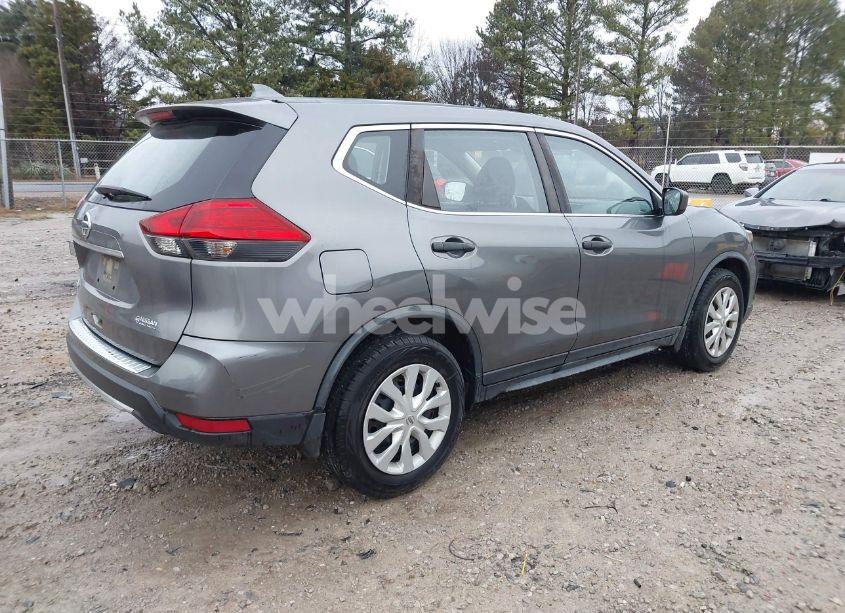 Photo 4 of 2017 Nissan Rogue S (VIN JN8AT2MT7HW134190)