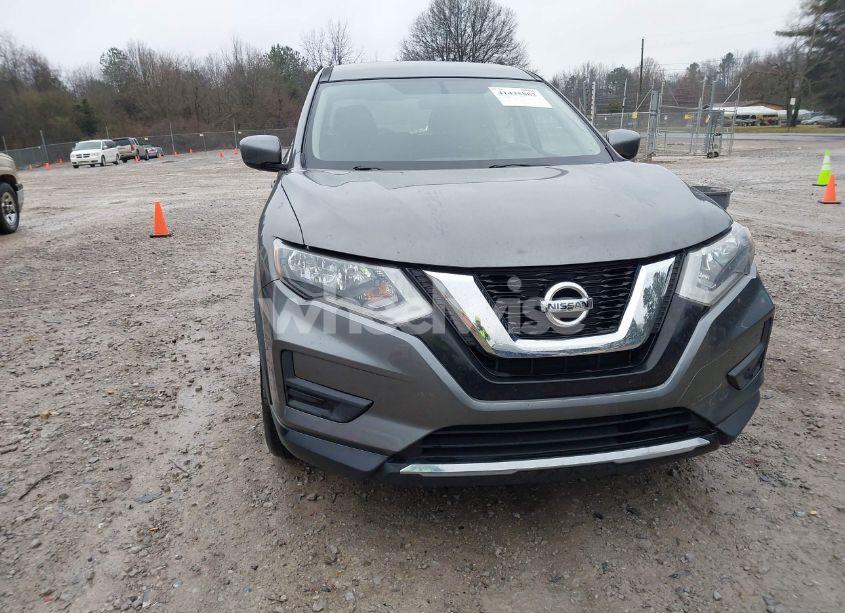 Photo 6 of 2017 Nissan Rogue S (VIN JN8AT2MT7HW134190)