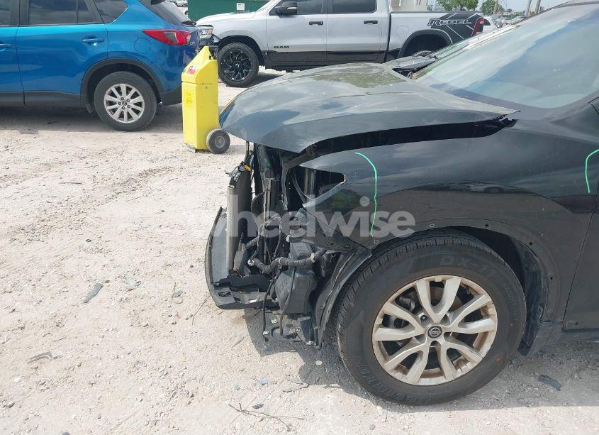 Photo 20 of 2017 Nissan Rogue SV (VIN JN8AT2MT7HW153600)