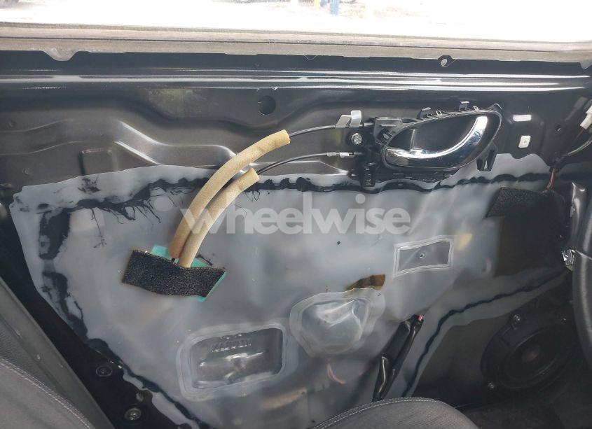 Photo 22 of 2017 Nissan Rogue SV (VIN JN8AT2MT7HW153600)