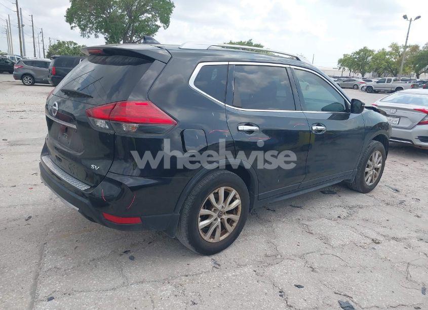 Photo 4 of 2017 Nissan Rogue SV (VIN JN8AT2MT7HW153600)