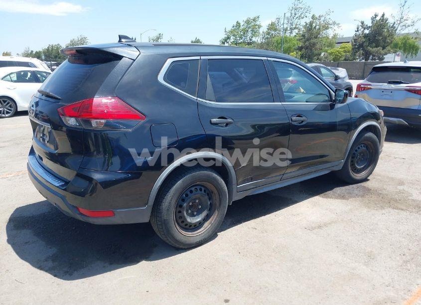 Photo 4 of 2017 Nissan Rogue S (VIN JN8AT2MT7HW381998)