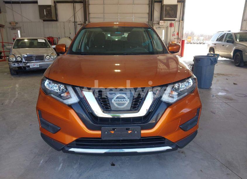 Photo 12 of 2017 Nissan Rogue S (VIN JN8AT2MT7HW398834)