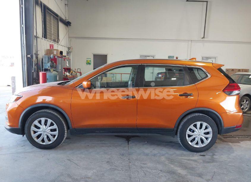 Photo 14 of 2017 Nissan Rogue S (VIN JN8AT2MT7HW398834)