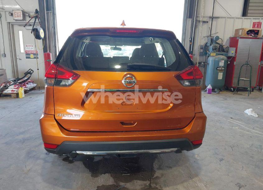 Photo 16 of 2017 Nissan Rogue S (VIN JN8AT2MT7HW398834)