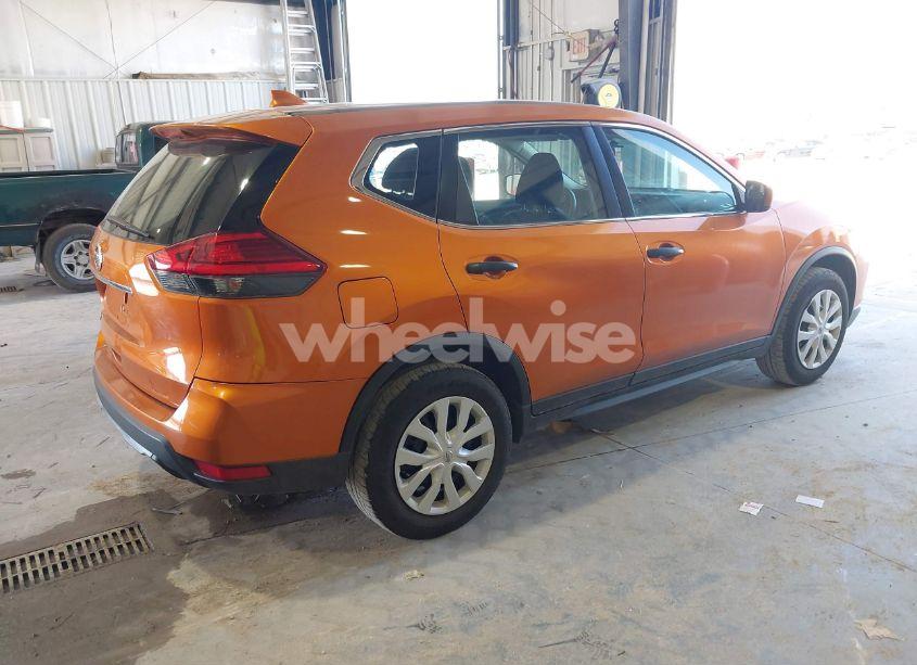 Photo 4 of 2017 Nissan Rogue S (VIN JN8AT2MT7HW398834)