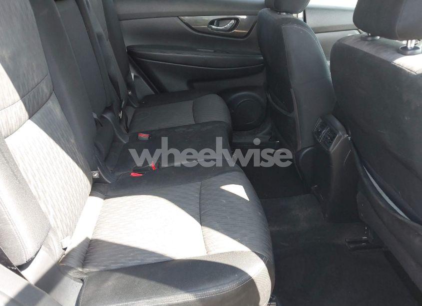 Photo 8 of 2017 Nissan Rogue SV (VIN JN8AT2MT7HW398915)