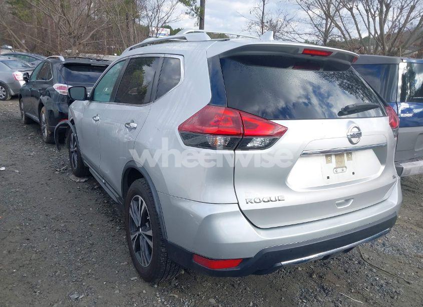 Photo 3 of 2018 Nissan Rogue SL (VIN JN8AT2MT7JW455622)
