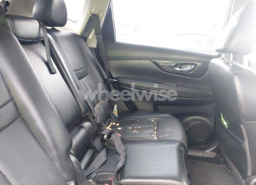 Photo 8 of 2018 Nissan Rogue SL (VIN JN8AT2MT7JW455622)