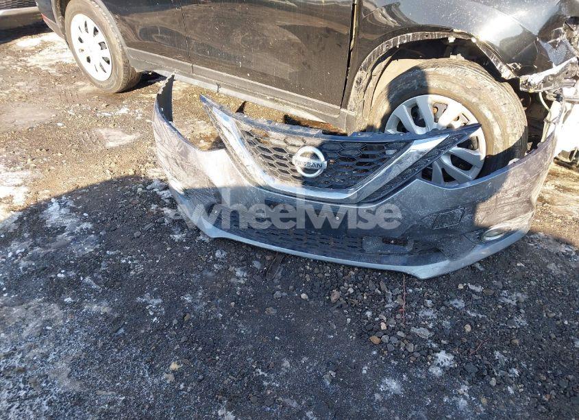 Photo 12 of 2018 Nissan Rogue S (VIN JN8AT2MT7JW458925)