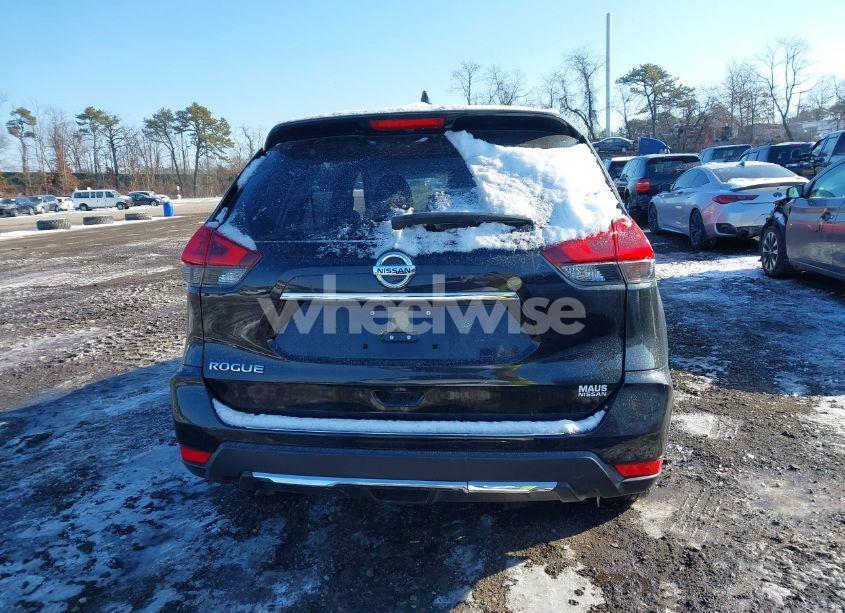 Photo 17 of 2018 Nissan Rogue S (VIN JN8AT2MT7JW458925)