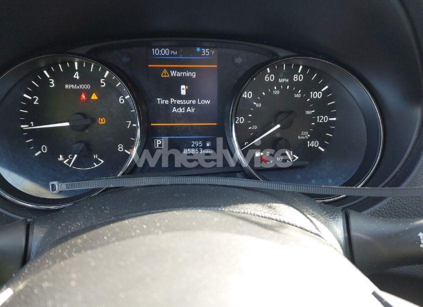 Photo 7 of 2018 Nissan Rogue S (VIN JN8AT2MT7JW458925)