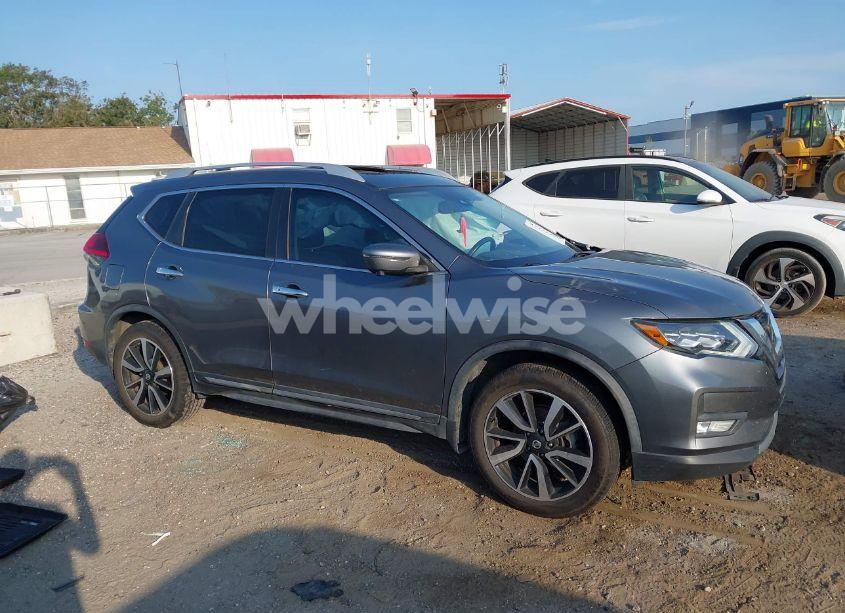 Photo 13 of 2018 Nissan Rogue SL (VIN JN8AT2MT7JW468550)