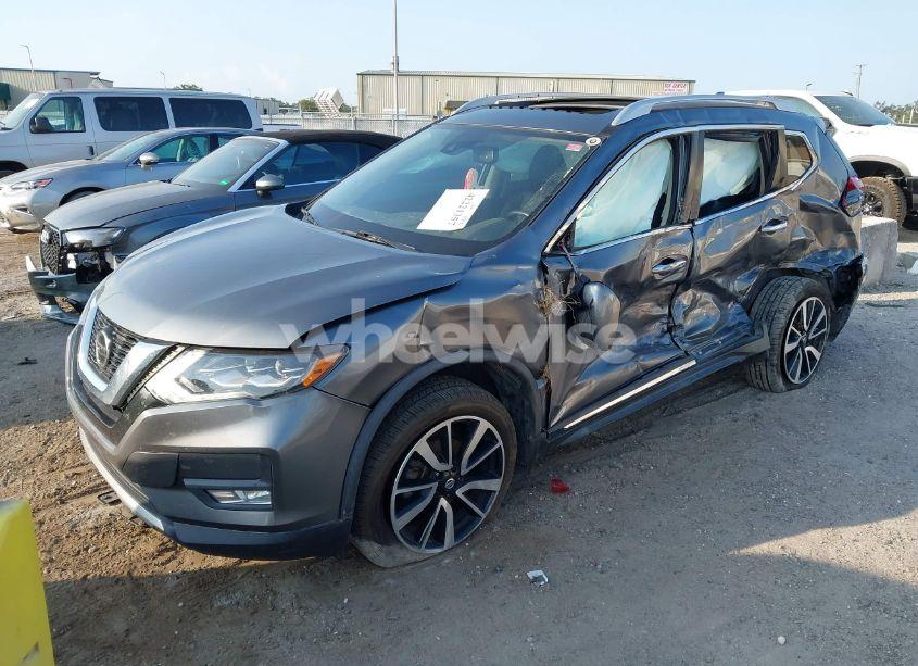 Photo 2 of 2018 Nissan Rogue SL (VIN JN8AT2MT7JW468550)