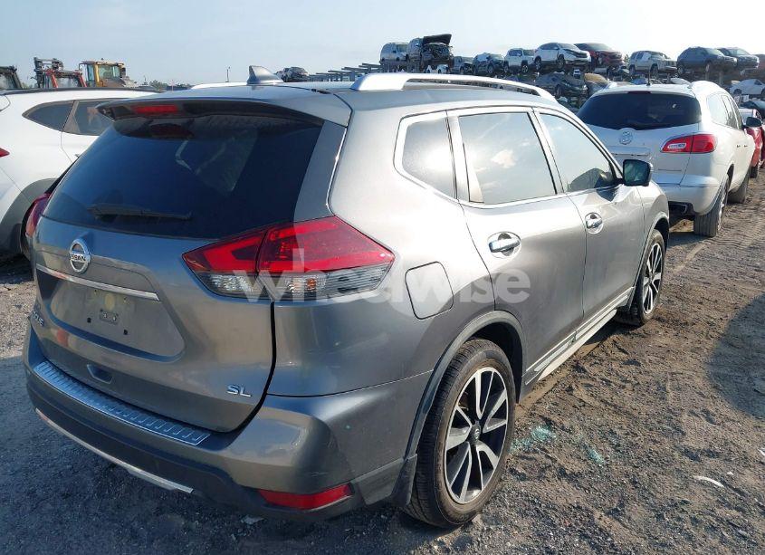 Photo 4 of 2018 Nissan Rogue SL (VIN JN8AT2MT7JW468550)