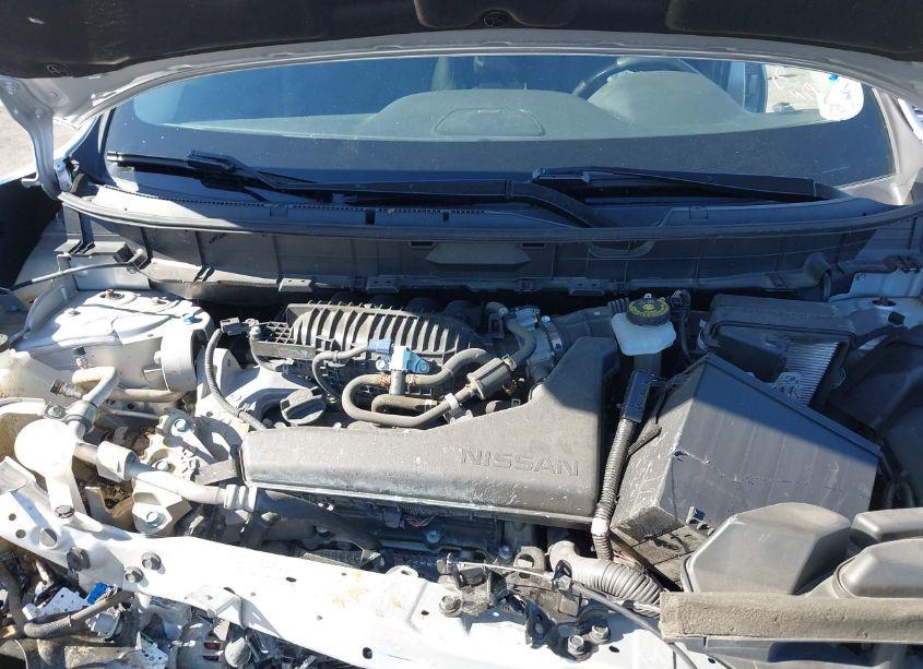 Photo 10 of 2019 Nissan Rogue SV (VIN JN8AT2MT7KW250271)