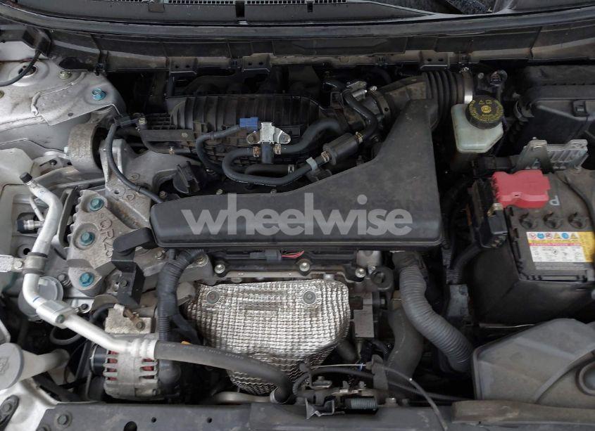Photo 10 of 2019 Nissan Rogue SV (VIN JN8AT2MT7KW255504)