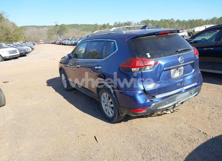 Photo 3 of 2019 Nissan Rogue SV (VIN JN8AT2MT7KW264302)