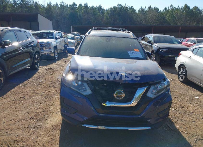 Photo 6 of 2019 Nissan Rogue SV (VIN JN8AT2MT7KW264302)