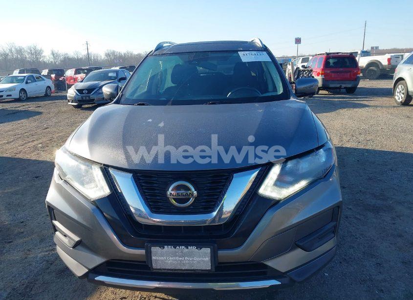 Photo 11 of 2019 Nissan Rogue SV (VIN JN8AT2MT7KW267832)