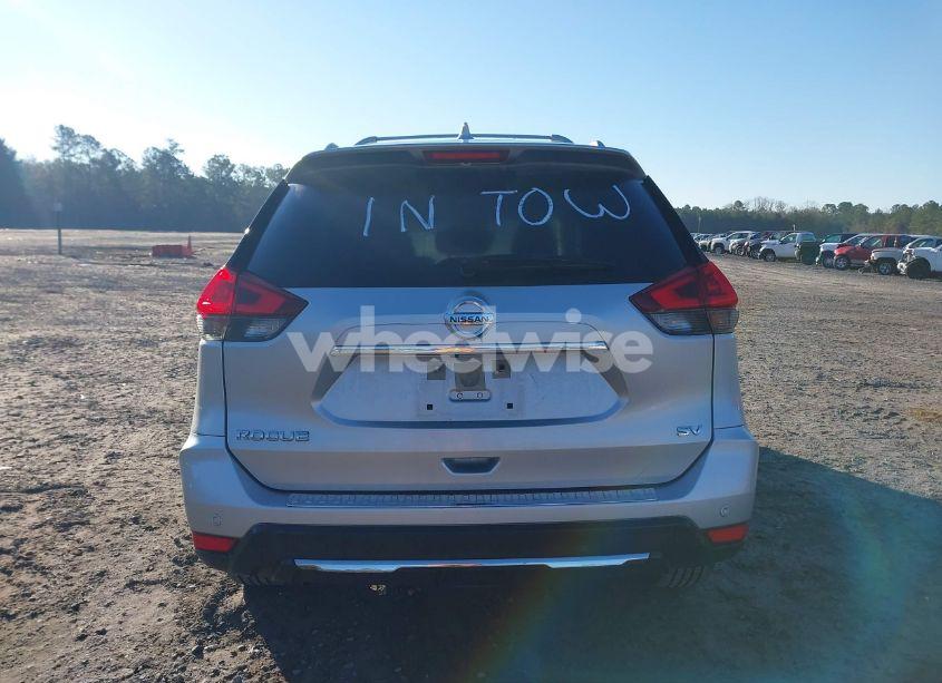 Photo 16 of 2020 Nissan Rogue SV FWD (VIN JN8AT2MT7LW006623)