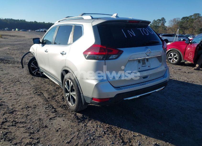 Photo 3 of 2020 Nissan Rogue SV FWD (VIN JN8AT2MT7LW006623)