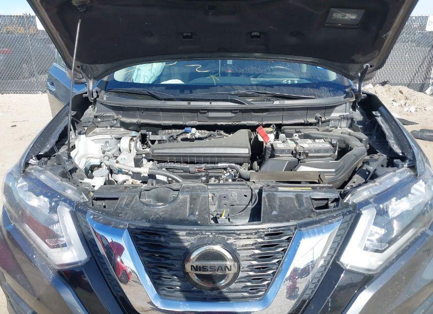 Photo 10 of 2020 Nissan Rogue SV FWD (VIN JN8AT2MT7LW015323)