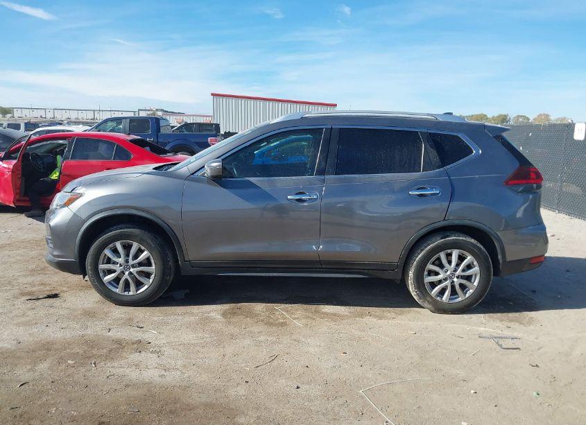 Photo 14 of 2020 Nissan Rogue SV FWD (VIN JN8AT2MT7LW015323)