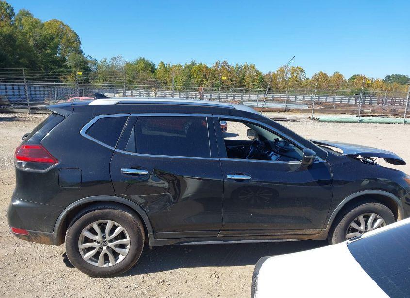 Photo 13 of 2020 Nissan Rogue SV FWD (VIN JN8AT2MT7LW038777)