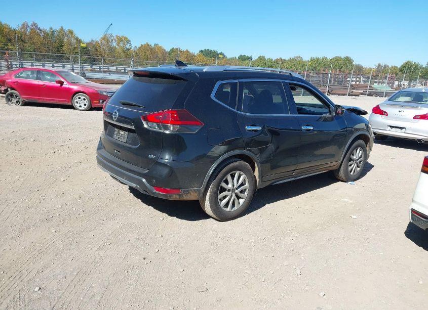 Photo 4 of 2020 Nissan Rogue SV FWD (VIN JN8AT2MT7LW038777)