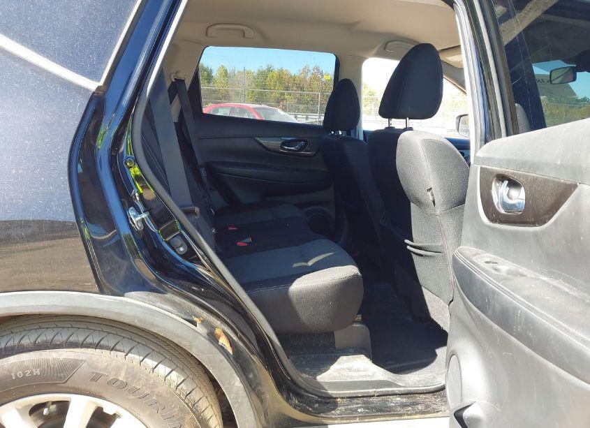 Photo 8 of 2020 Nissan Rogue SV FWD (VIN JN8AT2MT7LW038777)